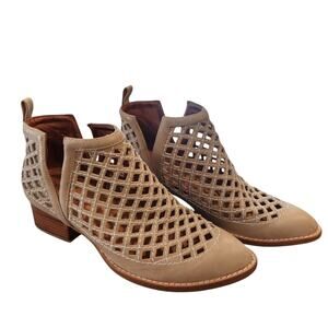 Jeffrey Campbell Booties Taggart Open Weave, Cutout tan beige leather sz 7.5